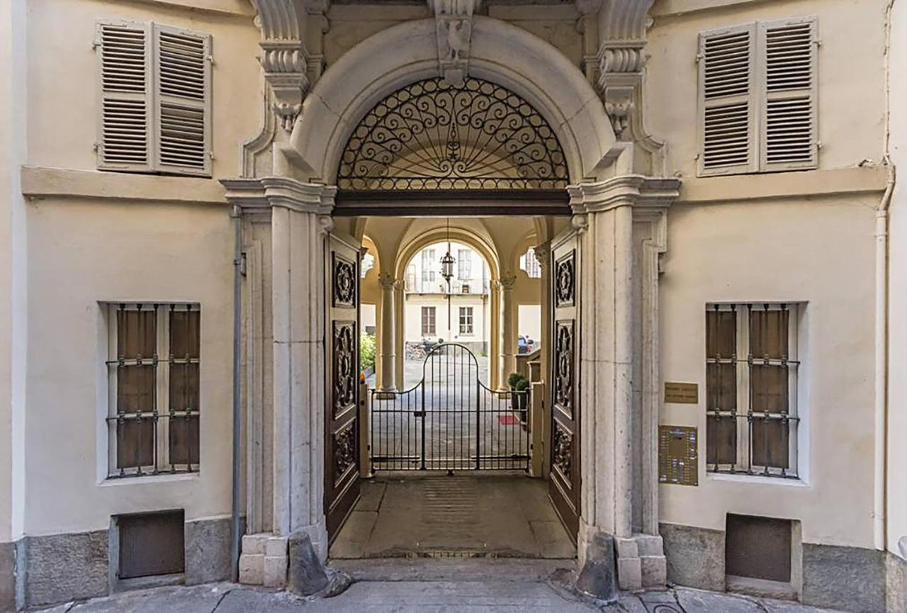 Tourinturin Appartamento In Torino Centro Ngoại thất bức ảnh